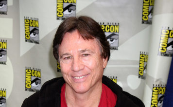 Richard Hatch – Apollo from Battlestar Galactica Dies at 71