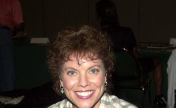 Erin Moran Joanie Cunningham of Happy Days Dies at 56