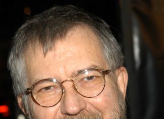 Tobe Hooper – Director of Texas Chainsaw Massacre and Potergeist Dies at 74