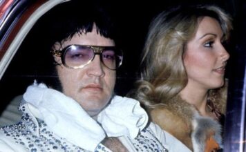 Elvis Presley: Linda Thompson on The King’s webbed toes and natural blonde hair dyed black