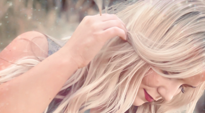 This Mindset Coach Is the Reason You Should Believe in Yourself