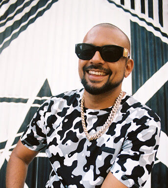 EXCLUSIVE: Sean Paul Reveals Upcoming ‘Live N’ Livin’ Album; Dancehall Music Ain’t Dead Yet