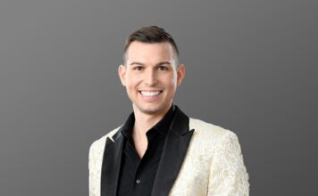 Review: Matt Fraser is spotlighted on ‘The Donna Drake Show’ Matt Fraser