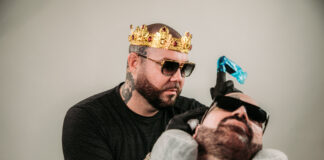 How this Barber Became a Social Media Icon and the #1 SMP Specialist Taylor Perry doing his work