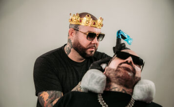 How this Barber Became a Social Media Icon and the #1 SMP Specialist Taylor Perry doing his work