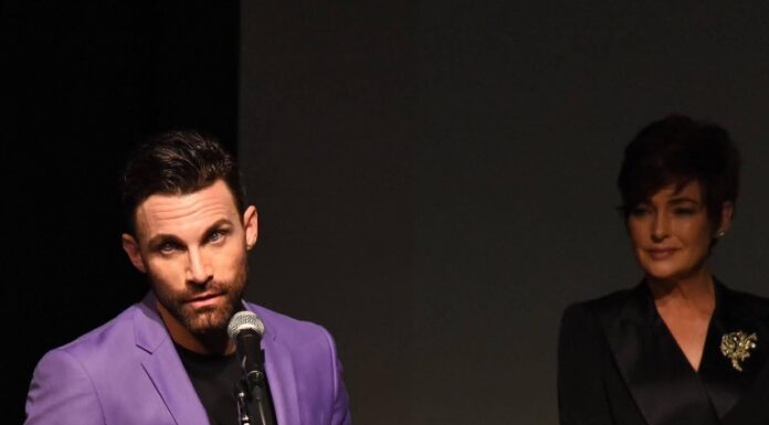 Erik Fellows wins the 2022 Indie Series Award for ‘Lead Actor — Drama’ Erik Fellows winning his 2022 Indie Series Award