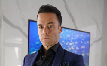 Why you can use a new look starting with your jacket and pocket square; Cesar Cruz reveals