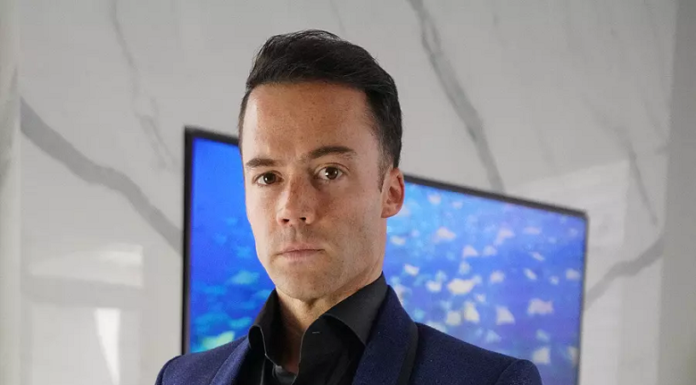 Why you can use a new look starting with your jacket and pocket square; Cesar Cruz reveals