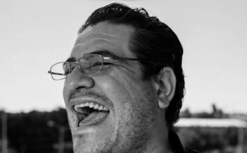 How Destination Wedding Photographer Tomas Barron Captures the Magic in Weddings