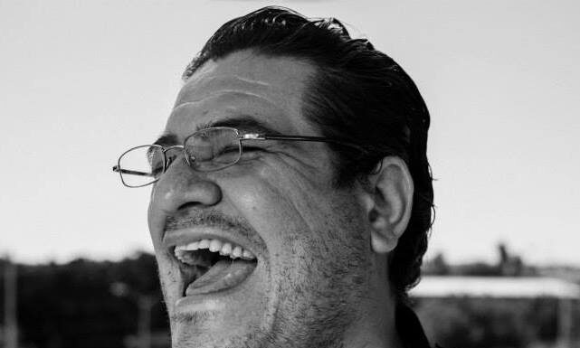 How Destination Wedding Photographer Tomas Barron Captures the Magic in Weddings