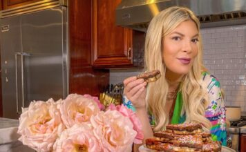 Tori Spelling joins forces with the Wunderkeks bakery Tori Spelling