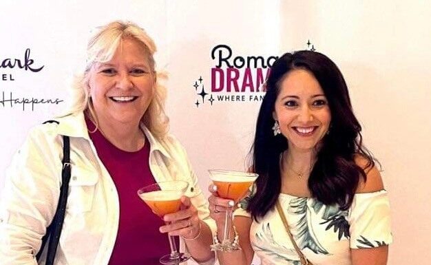 Chatting with Julie and Sarah of the Suspenders Unbuttoned podcast Julie and Sarah at RomaDrama Live!