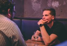 From a Small Rural City to an Esports, Gaming & Blockchain Expert; the Story of Chris Smith