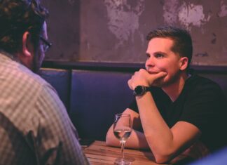 From a Small Rural City to an Esports, Gaming & Blockchain Expert; the Story of Chris Smith