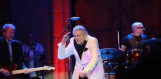 Rock and roll icon Jerry Lee Lewis dies at 87 Jerry Lee Lewis