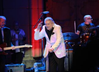 Rock and roll icon Jerry Lee Lewis dies at 87 Jerry Lee Lewis