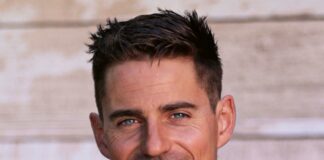 Matt Ross talks about the 30th anniversary Australian Firefighters calendar, which helps charities Matt Ross