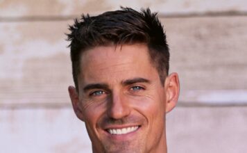 Matt Ross talks about the 30th anniversary Australian Firefighters calendar, which helps charities Matt Ross