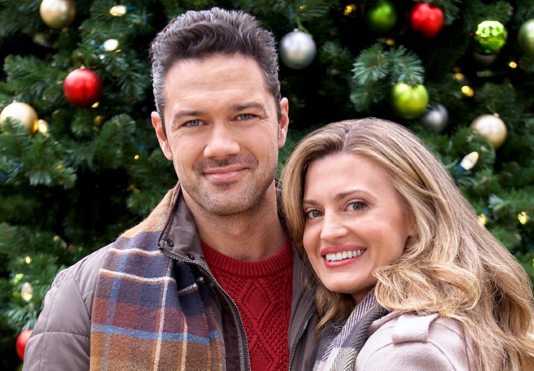 Ryan Paevey and Brooke D’Orsay in 'A Fabled Holiday'