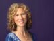 Review: Laurie Berkner shines at The Paramount for a solo holiday show Laurie Berkner