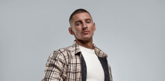 Nic Murray talks about the Magic Men Australia international tour in Canada Nic Murray