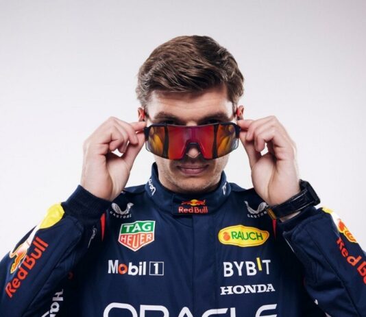 Blenders Eyewear Debuts Exclusive F1 Collection with Oracle Red Bull Racing During Austin Grand Opening Blenders Eyewear Oracle Red Bull Racing F1 Austin Grand Opening