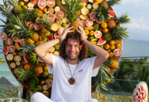 Fruit, Fruit, Fruit! Alejandro Glatt Brings Papayas to Mainstream Through Sensual Movement Alejandro Glatt Feel the Fruits