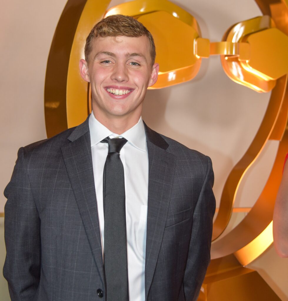 Carson Foster wins silver medal at the 2023 World Championships in the