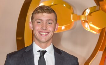 Carson Foster wins silver medal at the 2023 World Championships in the 400 meter IM Carson Foster