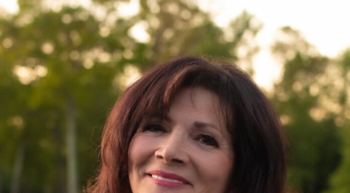 Interview: Sophia finds her life’s calling in helping others Renowned psychic Sophia