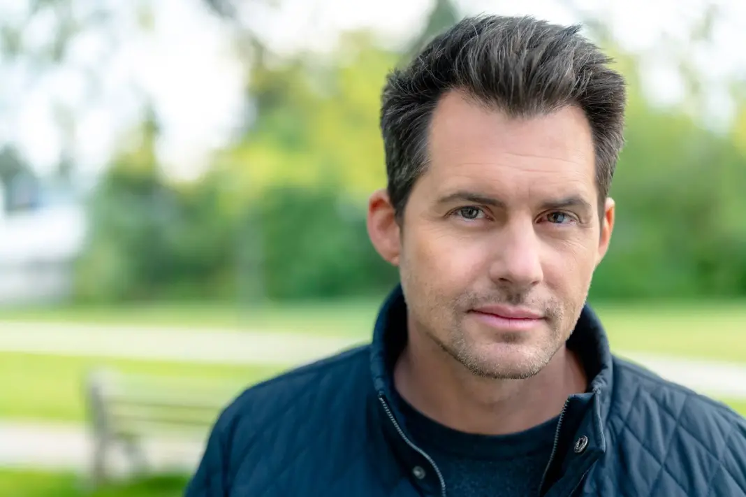 Kristoffer Polaha