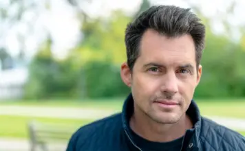 Andrew Walker and Kristoffer Polaha are teaming up for a ‘Mystery at Sea’ cruise Kristoffer Polaha