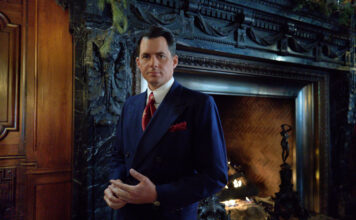 Op-Ed: ‘A Biltmore Christmas, starring Kristoffer Polaha, is the best Hallmark holiday movie of 2023 Kristoffer Polaha in 'A Biltmore Christmas'.jpg