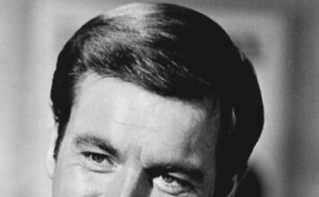 Robert Wagner expresses gratitude to fans for his 95th birthday wishes Robert Wagner