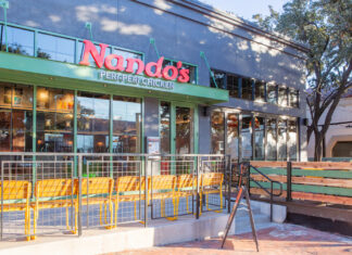 PERi-PERi Paradise: Nando’s Takes Dallas By Storm Nando's PERi-PERi