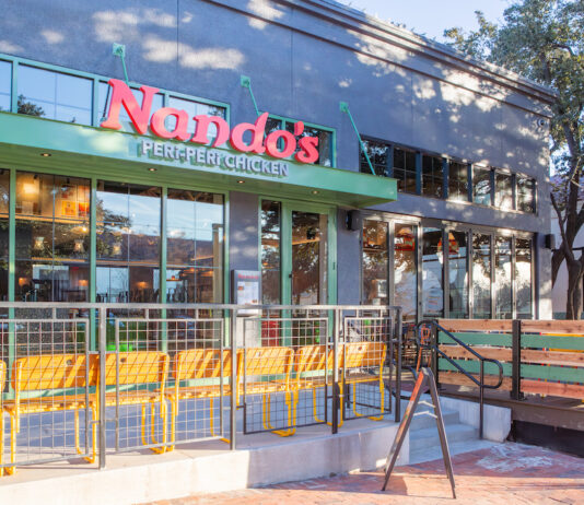PERi-PERi Paradise: Nando’s Takes Dallas By Storm Nando's PERi-PERi