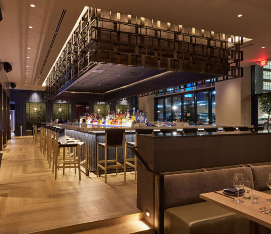 Blu on the Hudson is the quintessential restaurant to dine for Easter Blu on the Hudson
