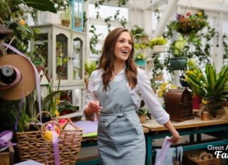 Laura Osnes, Peter Bryant, and Greyston Holt to star in ‘Candace Cameron Bure Presents: Just in Time’ movie for Great American Family Laura Osnes in 'Just in Time'