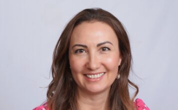 Navigating the Publishing Maze: Rosie J. Pova’s Expertise Leads the Way
