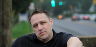 Review: Mike Gaffney puts on an entertaining comedy show at Governor’s Comedy Club Mike Gaffney