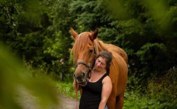 Catching up with Chrissie Gialisis on horseback riding and mental health Chrissie Gialisis and her horse Bali