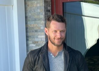 Review: Fans gather at ‘A Mile for Johnny Wactor’ at New York City’s Strawberry Fields Johnny Wactor