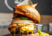 Review: Burgerology is an amazing restaurant chain in New York Burgerology Burger