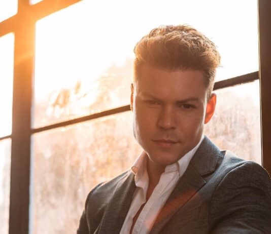 Chatting with Art Napiontek: Mr. New Mexico in the 2024 Mister USA Art Napiontek