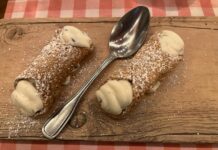 Review: Joanne Trattoria has some of the best food and desserts that New York City has to offer Cannoli at Joanne Trattoria