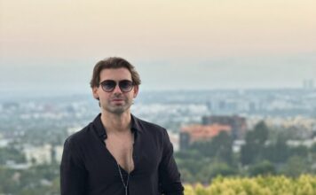 Bastiano Ferrari is recognized in Los Angeles by Deluxe Version Magazine Bastiano Ferrari