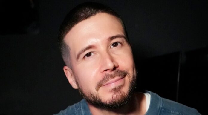 Review: Vinny Guadagnino performs at Governor’s Comedy Club on Long Island Vinny Guadagnino