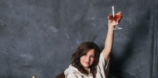 Martina McBride announces her new wines Luna & Finn Martina McBride