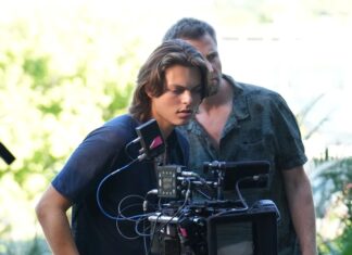 Op-Ed: ‘Strictly Confidential,’ starring Elizabeth Hurley, is one of the best directorial debuts of 2024 Damian Hurley