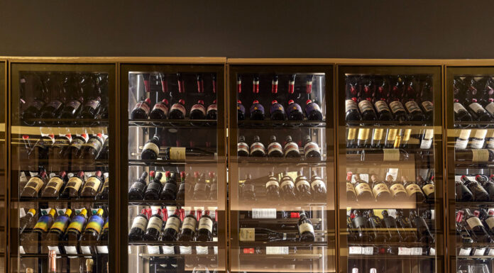 Blu on the Hudson partners with Napa Valley’s Schramsberg Vineyards and J. Davies Wineries Wine wall of Blu on the Hudson